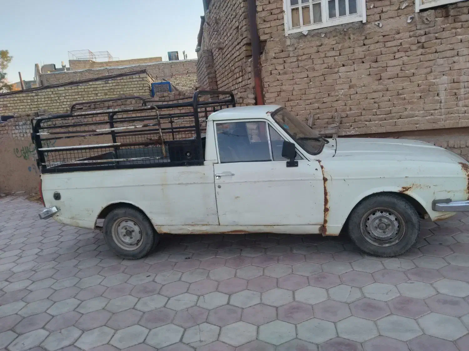 پیکان بار|خودرو سواری و وانت|آران و بیدگل, |دیوار