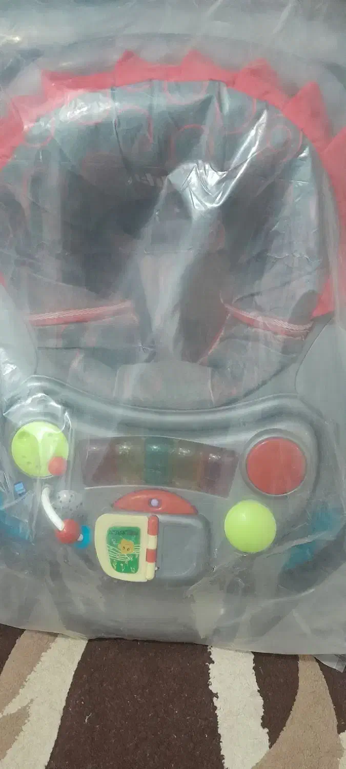 کریر و روروئک در حد نو|کالسکه و لوازم جانبی|یزد, |دیوار