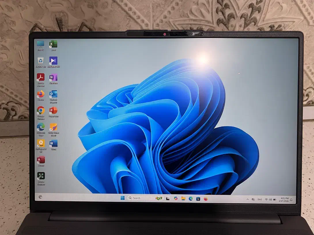 لپ تاپ|رایانه همراه|تهران, فلسطین (میدان انقلاب)|دیوار