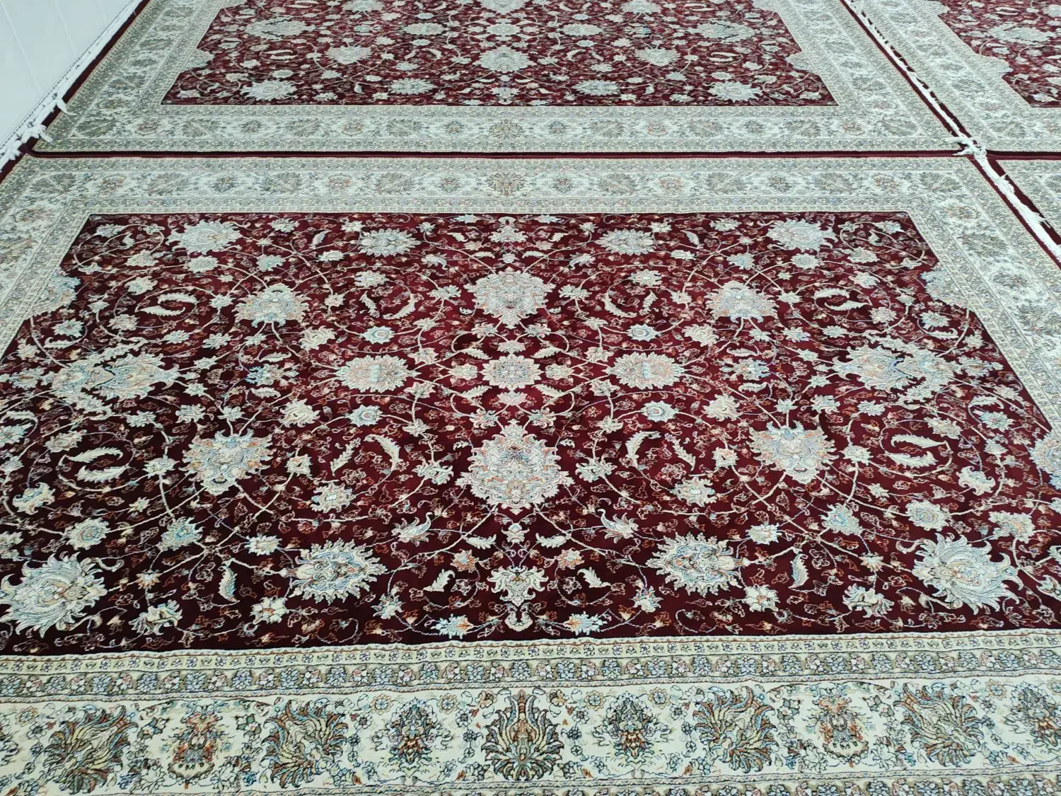 4تا فرش شش متری در حد نو 700شانه|فرش|کرمانشاه, |دیوار