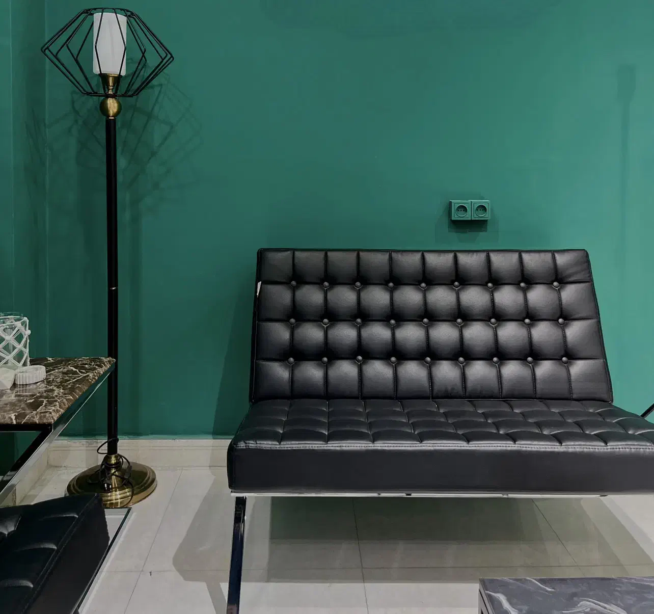 فروش مبل چرم|مبلمان خانگی و میز عسلی|سیرجان, |دیوار