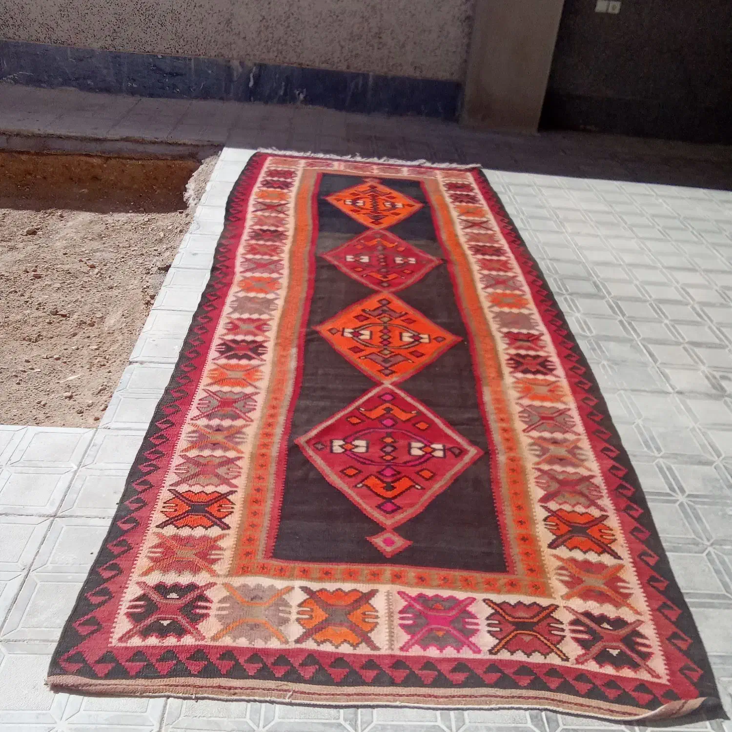 گلیم قدمت بالا  چهار متری|گلیم، جاجیم، گبه|زنجان, |دیوار