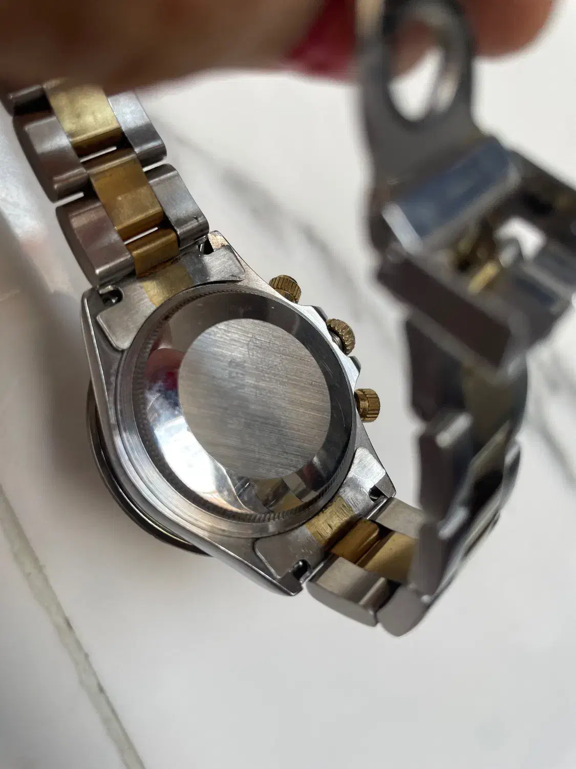 ساعت|ساعت|رشت, لاکانی|دیوار