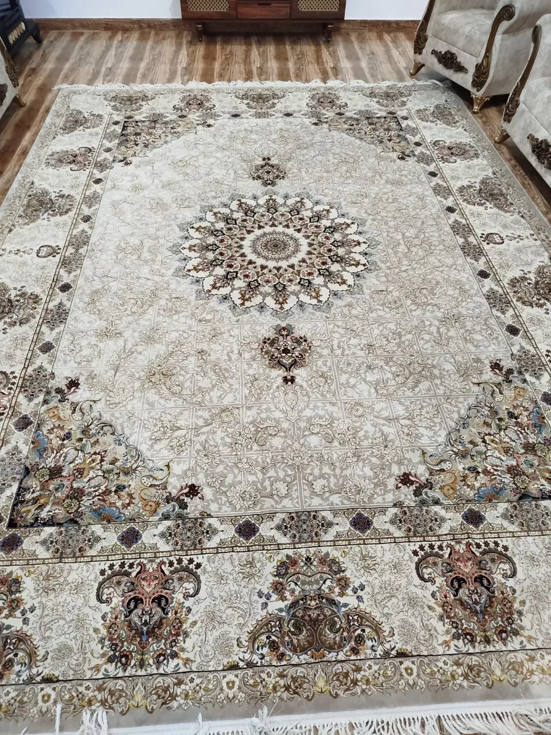 فرش ۱۲متری ابریشم|فرش|بابل, |دیوار