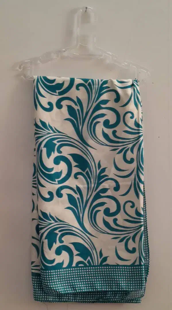 روسری ساتن قواره دار نو|لباس|فسا, |دیوار