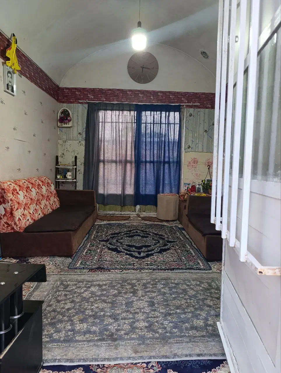 فروش خانه ویلایی حیاط دار بزرگ|فروش خانه و ویلا|شهرضا, |دیوار