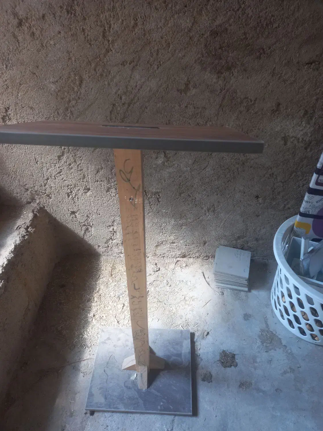 پایه نماز|صندلی و نیمکت|مهریز, |دیوار