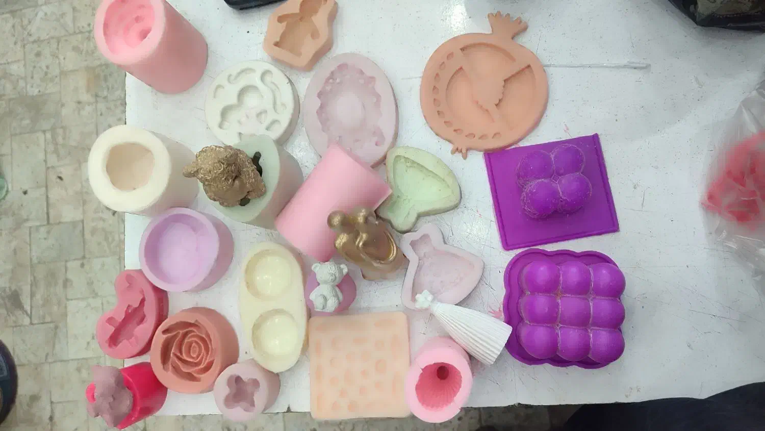 قالب سیلیکونی مخصوص شمع|صنایع دستی و سایر لوازم تزئینی|تربتحیدریه, قائم|دیوار