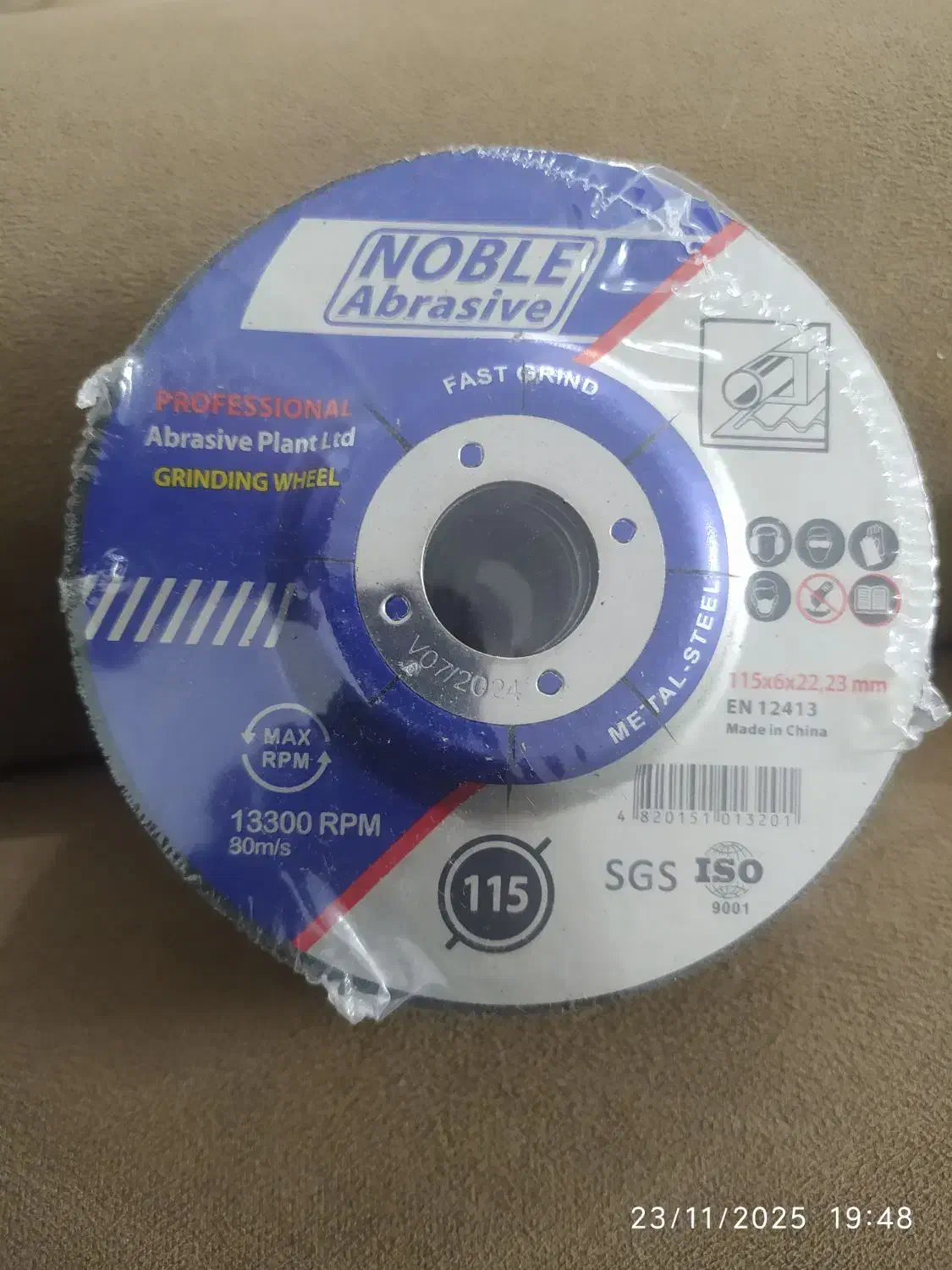 فروش صفحه سنگ نصف قیمت|عمده‌فروشی|فولادشهر, A4|دیوار