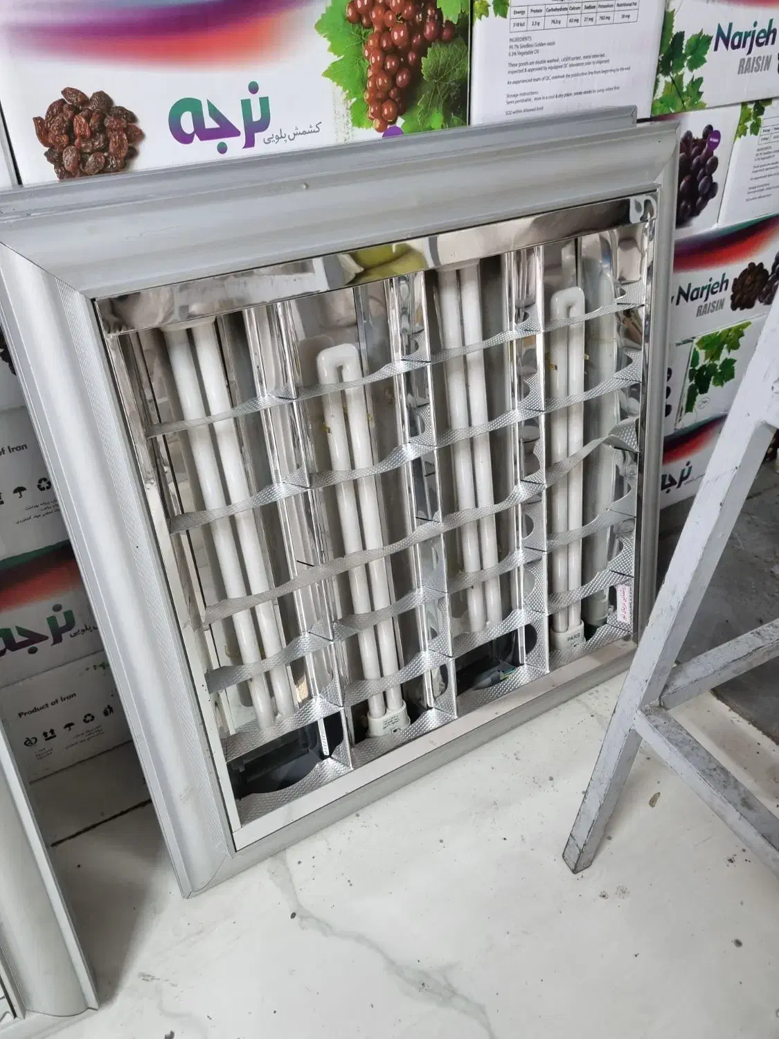 مهتابی روکار|لامپ و چراغ|تهران, انبار نفت|دیوار