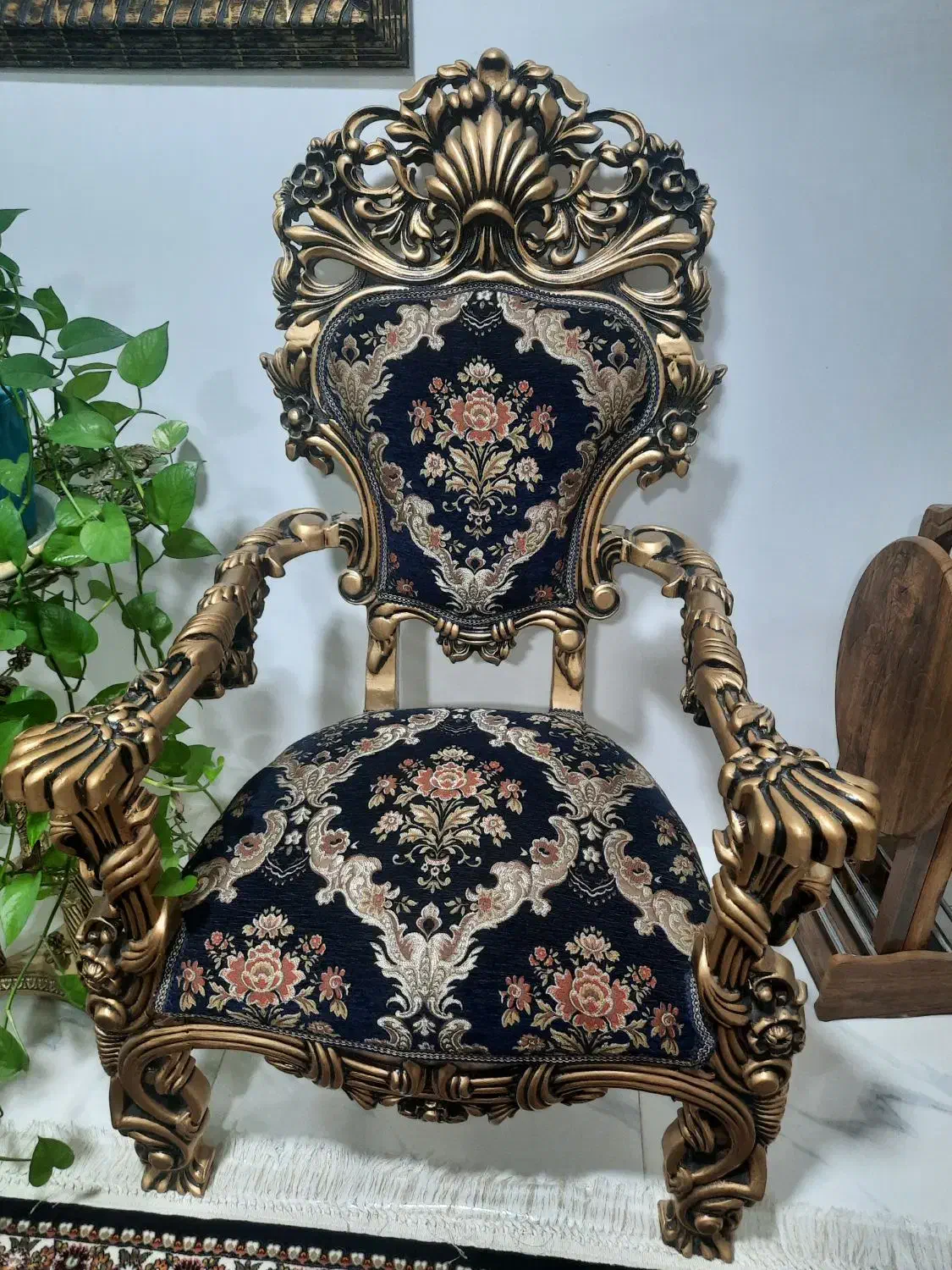 مبلمان سلطنتی نه نفره|مبلمان خانگی و میز عسلی|دورود, |دیوار