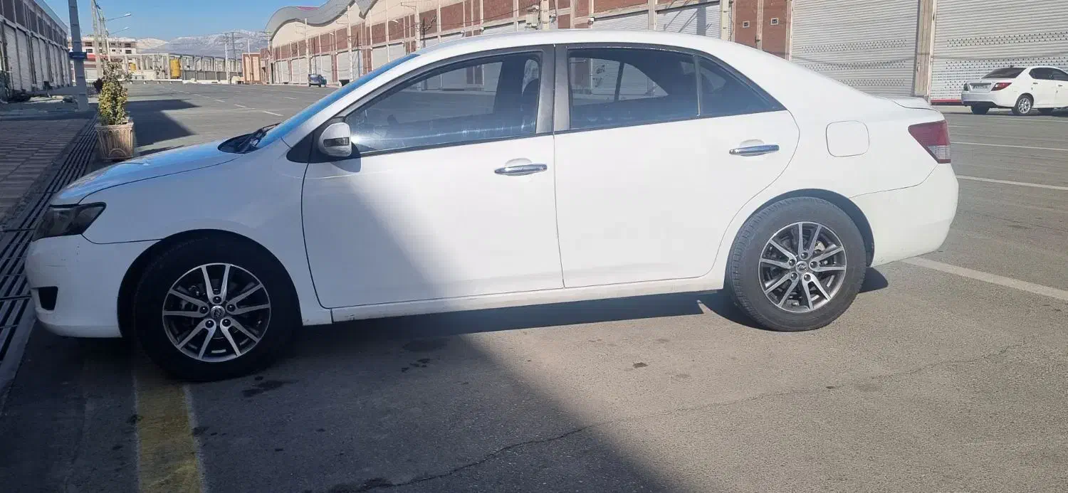 آریو ۱۶۰۰ دنده ای|خودرو سواری و وانت|اندیشه, اندیشه فاز ۱|دیوار