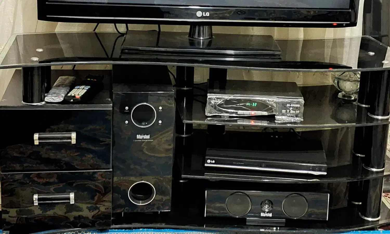 میزتلویزیون|میز تلویزیون|محمدشهر, همایون ویلا|دیوار