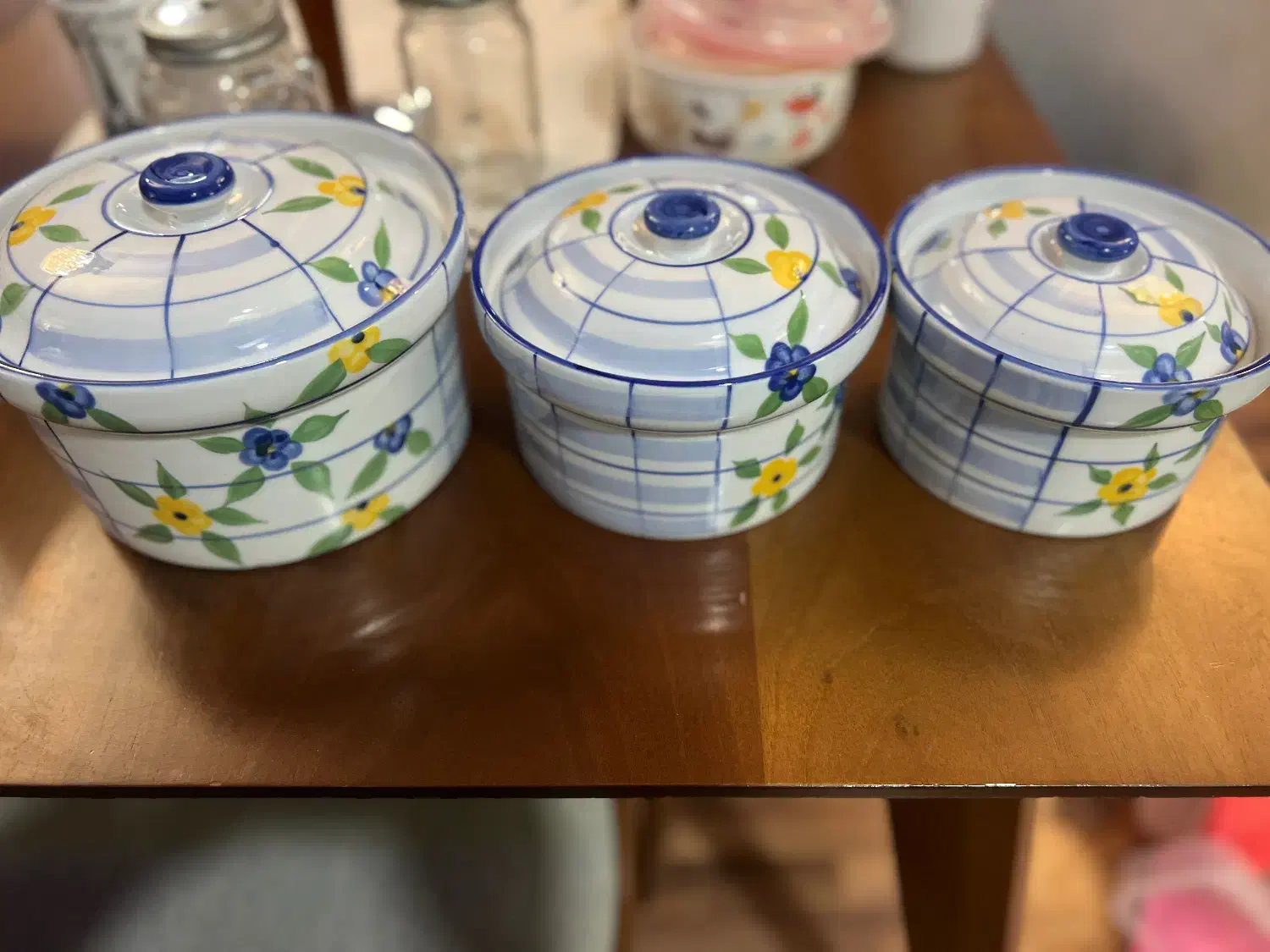 ظرف درب دار سرامیکی|ظروف سرو و پذیرایی|شاهین‌شهر, عطار|دیوار