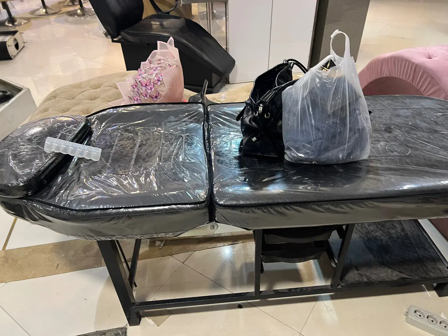 دو عدد تخت فوری به فروش میرسد|آرایشگاه و سالنهای زیبایی|تهران, شهرک ابوذر|دیوار