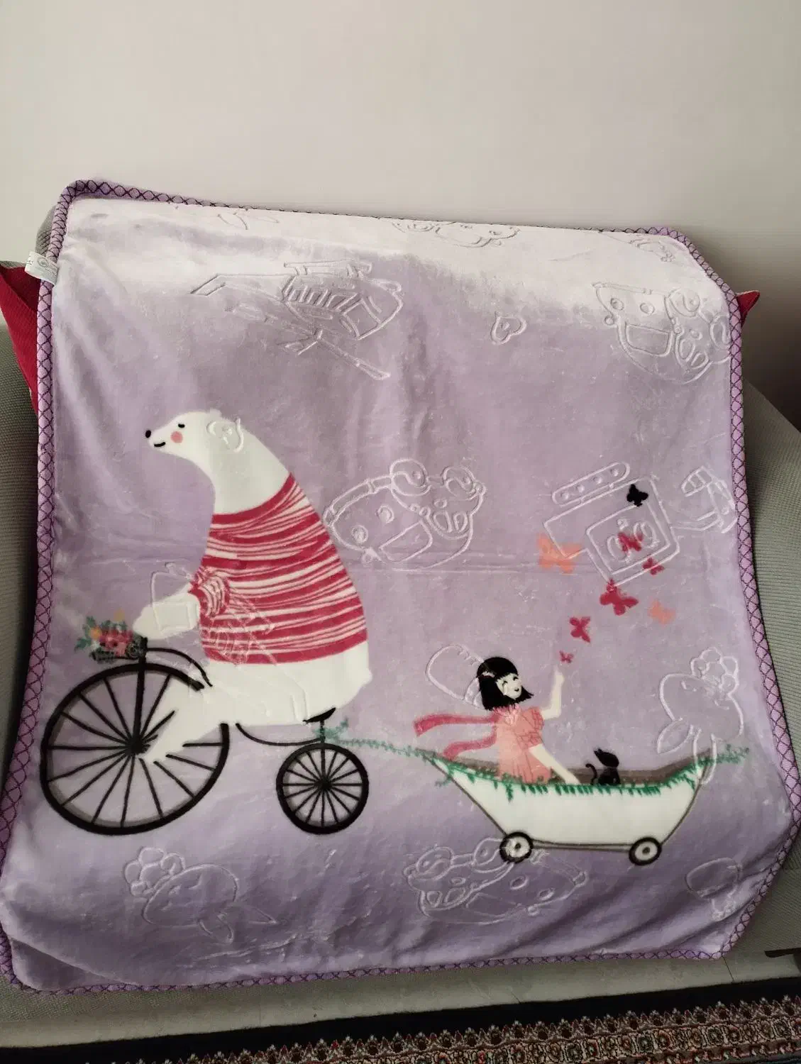 پتو|رختخواب، بالش، پتو|تایباد, |دیوار