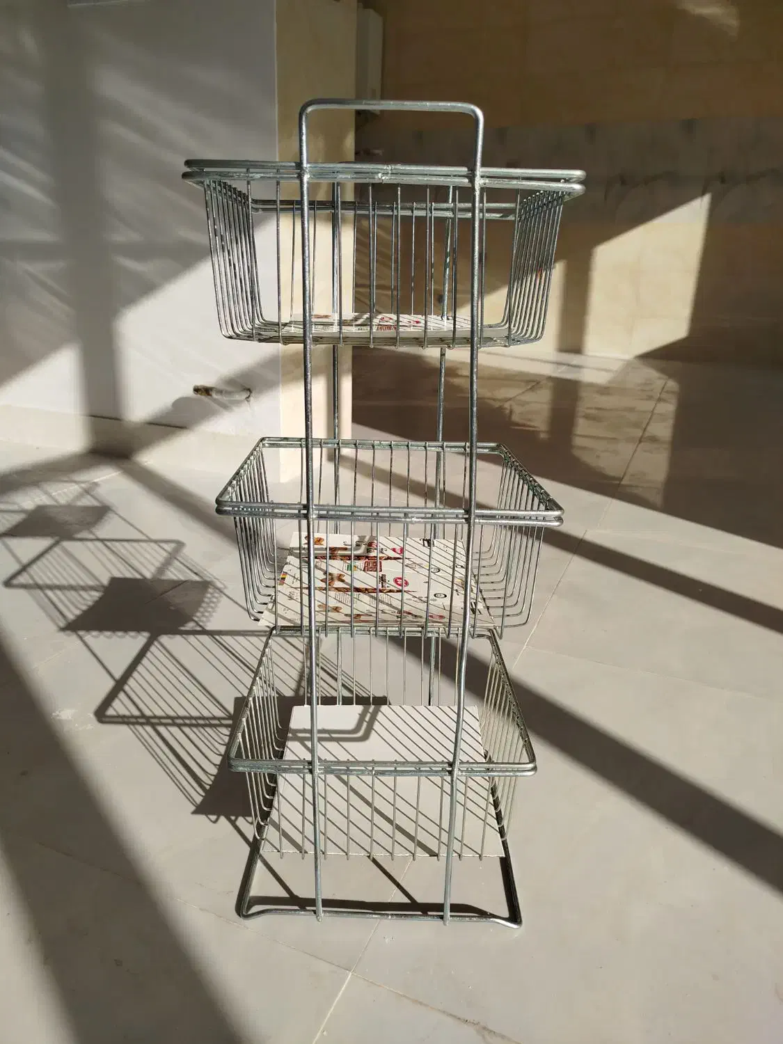 سبد سیب زمینی و پیاز فلزی 3طبقه نو|ظروف نگهدارنده، پلاستیکی، یک‌بارمصرف|تربت‌حیدریه, ۴۵ متری|دیوار