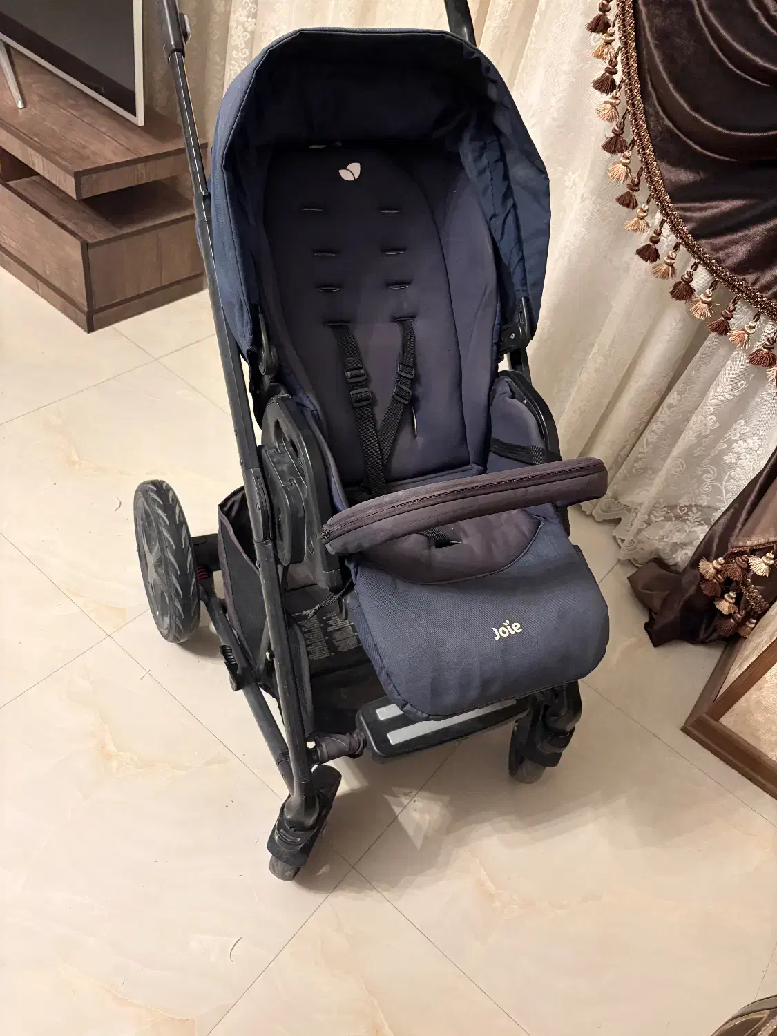 کالسکه کودک|کالسکه و لوازم جانبی|اصفهان, جلفا|دیوار