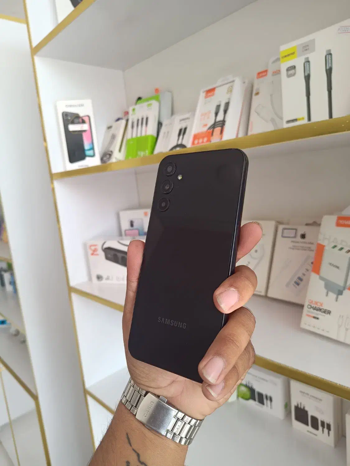 گوشی سامسونگ A24 ، رم 8 حافظه 128 در حد قیمت مناسب|موبایل|خمینیشهر, |دیوار