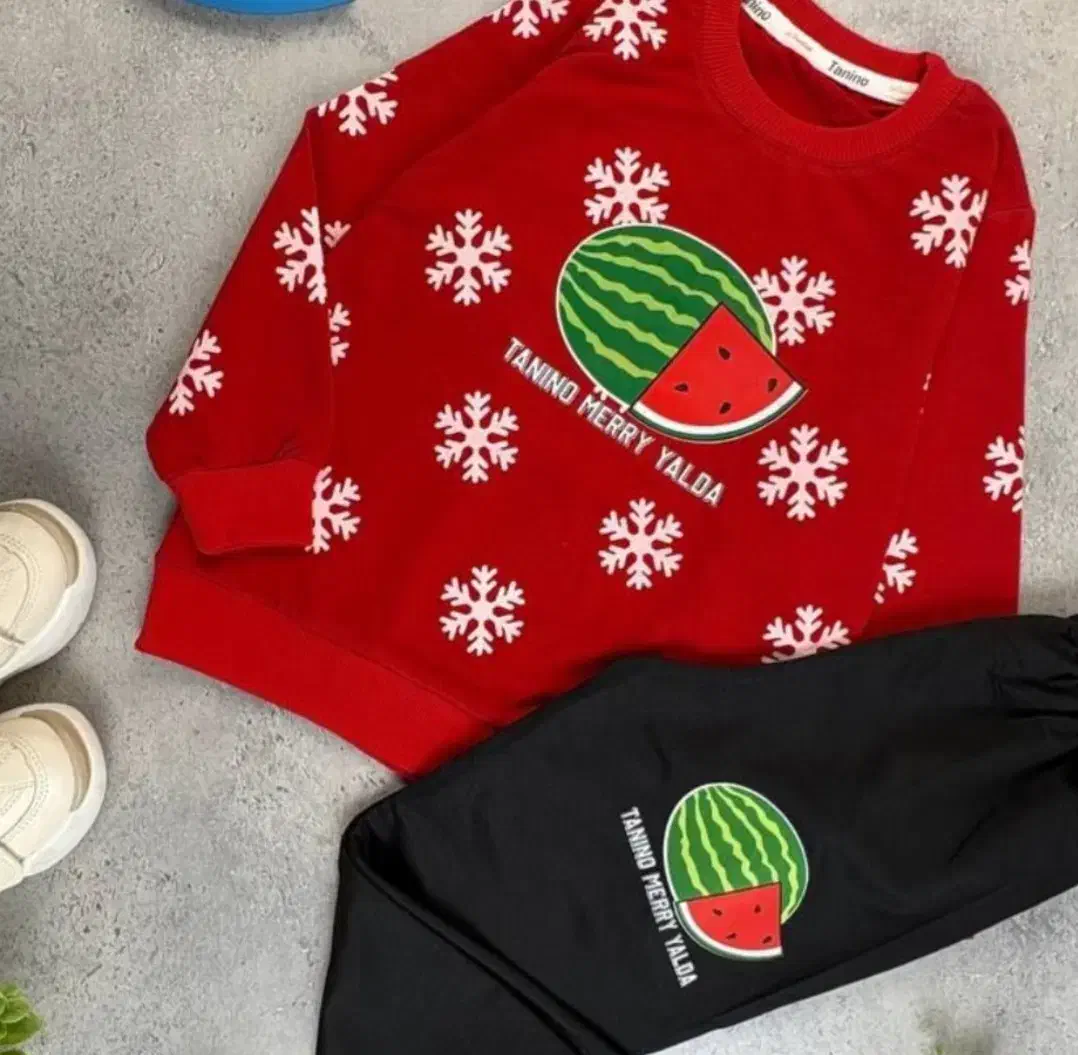 جشنواره فروش یلدا|کفش و لباس بچه|جهرم, |دیوار