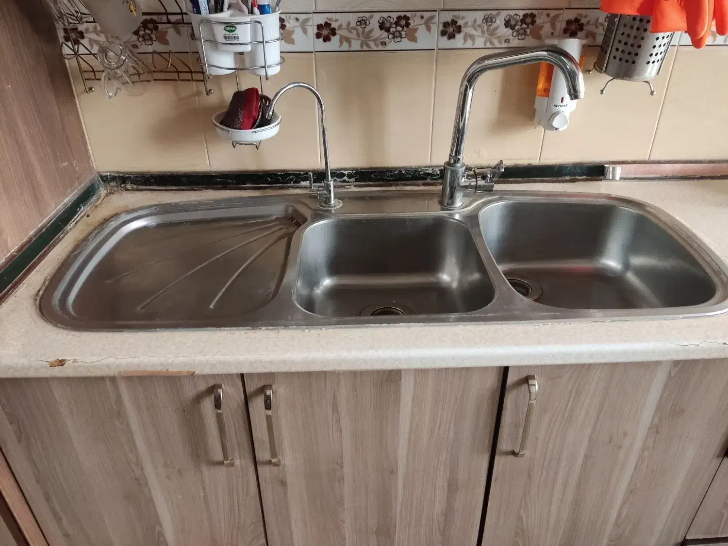 سینک توکار|آب‌چکان و نظم‌دهنده ظروف|قم, شهرک توانیر|دیوار