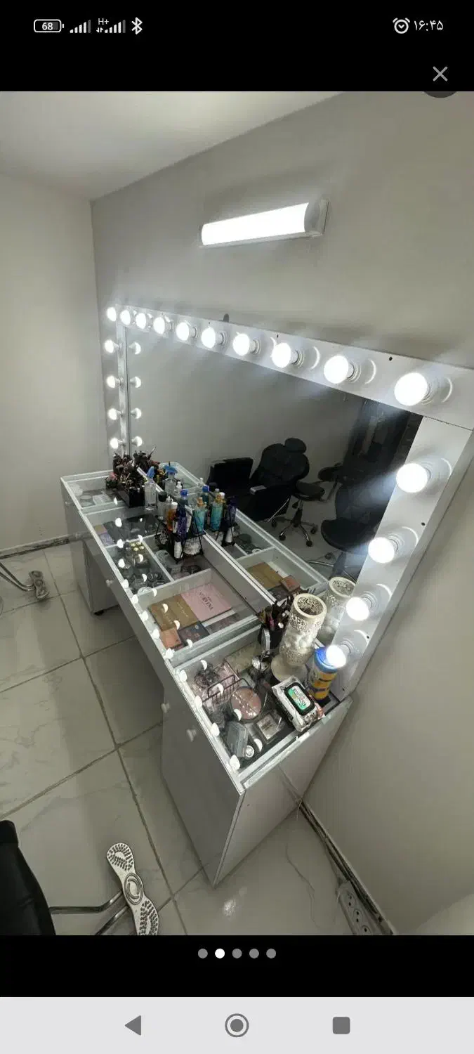 آینه کنسول آرایشگاه|آرایشگاه و سالن‌های زیبایی|زاهدان, |دیوار