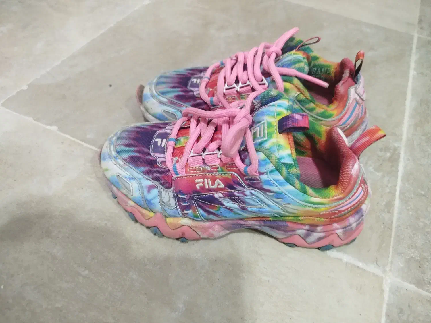 بچگانه سایز ۳۰|کفش و لباس بچه|میانه, |دیوار