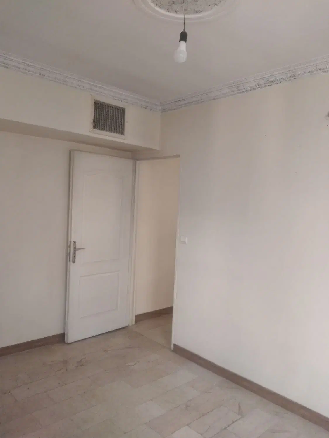 آپارتمان ۶۱ متری