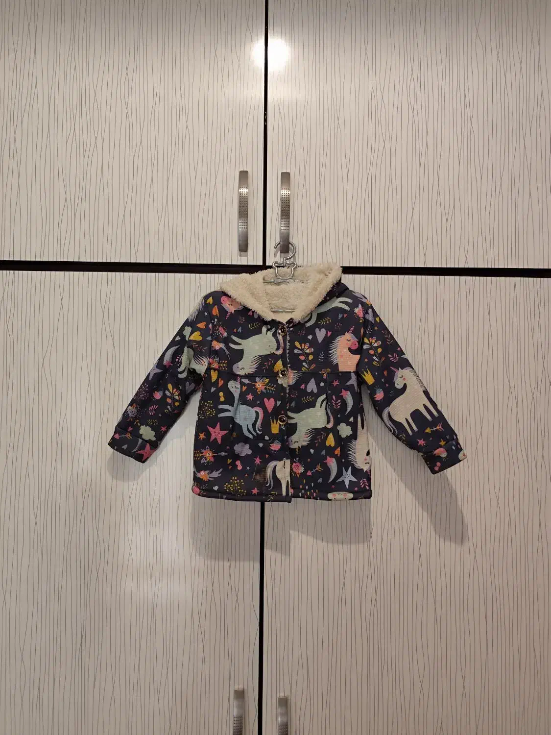 لباس و پیراهن کاپشن شومیز دخترانه بچگانه درحد نو|کفش و لباس بچه|مشهد, حسابی جنوبی (شهرک غرب)|دیوار