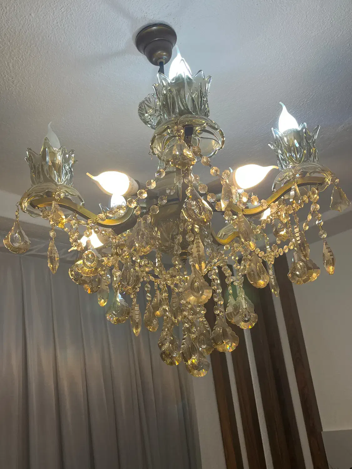 لوستر پذیرایی|لوستر و چراغ آویز|بندر انزلی, آذربایجان|دیوار