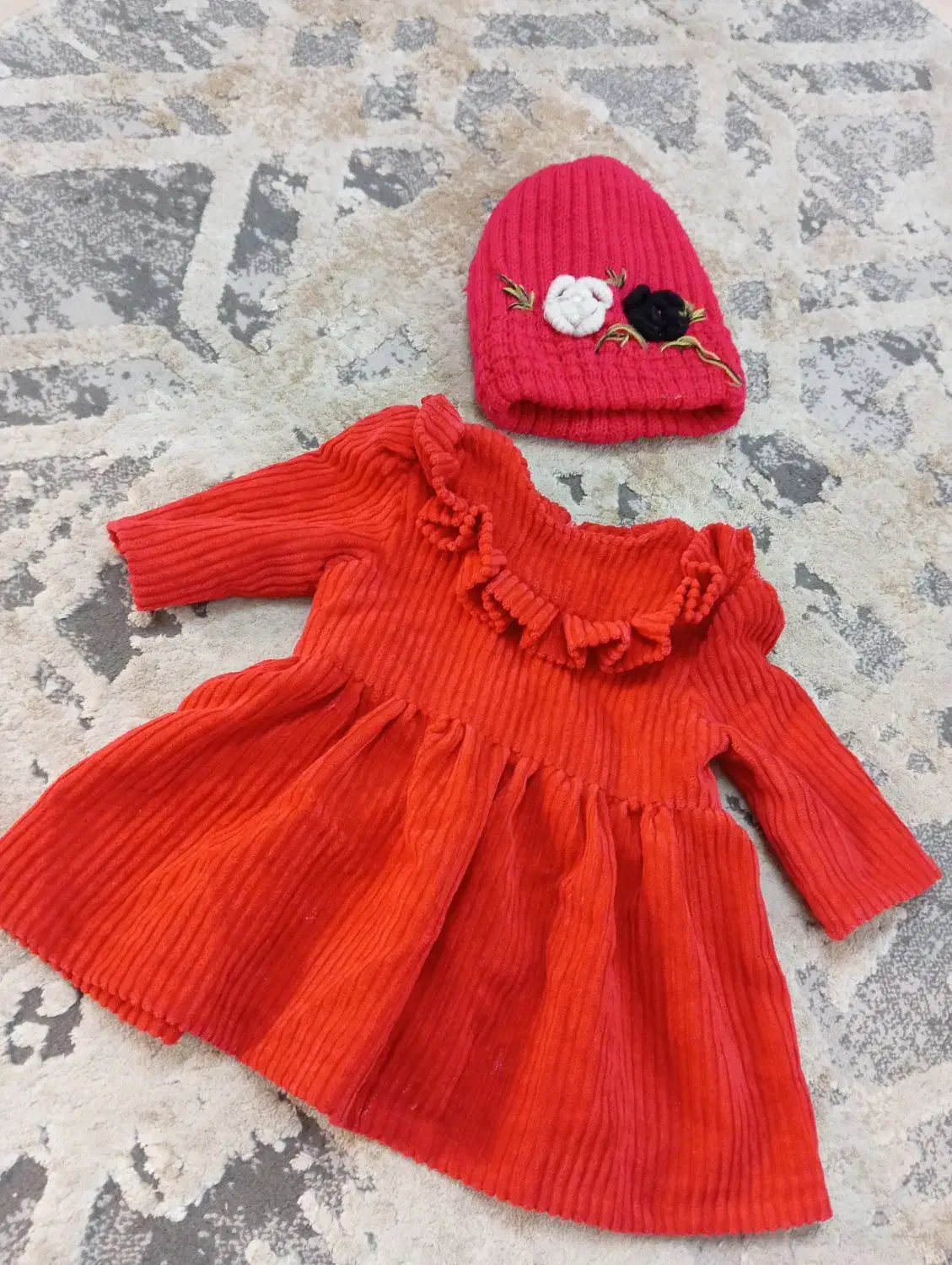 کاپشن و کلاه و لباس بچگانه|کفش و لباس بچه|پاکدشت, پاکدشت (مامازند)|دیوار