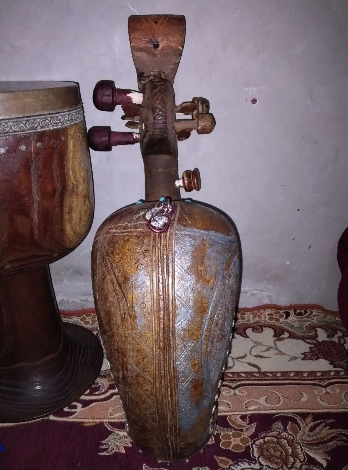 سروز بلوچی خوش صدا و آواز|سازهای سنتی|خاش, |دیوار