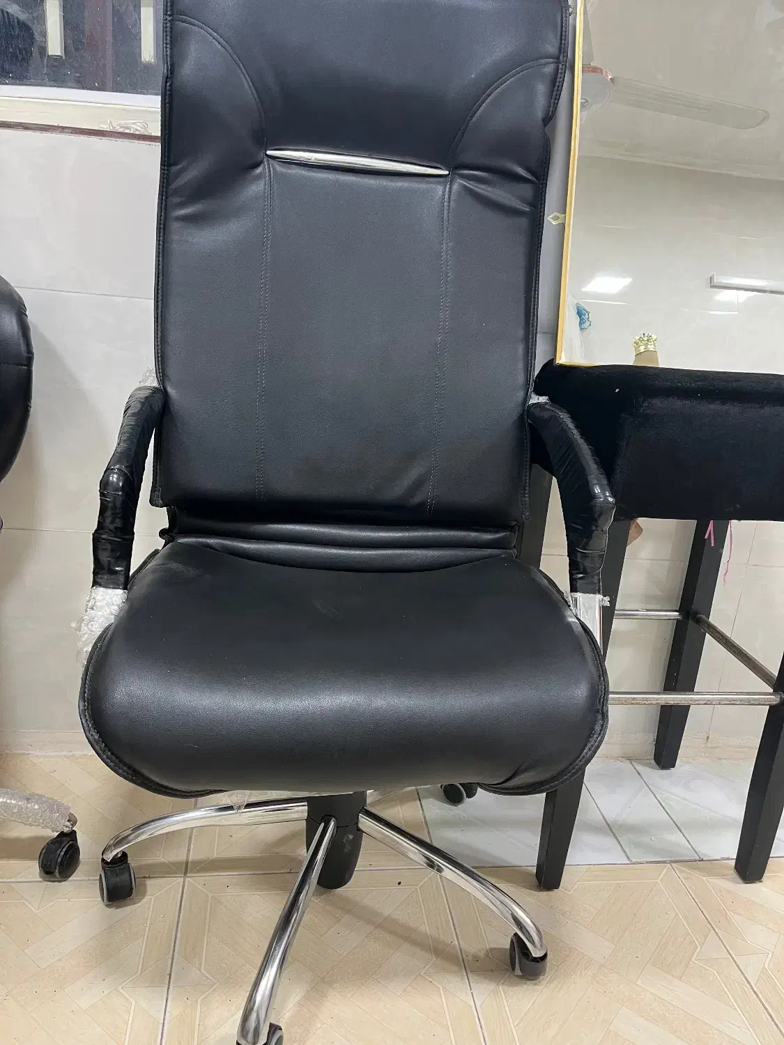 صندلی مدیریتی اداری|مبلمان اداری|گنبد کاووس, |دیوار