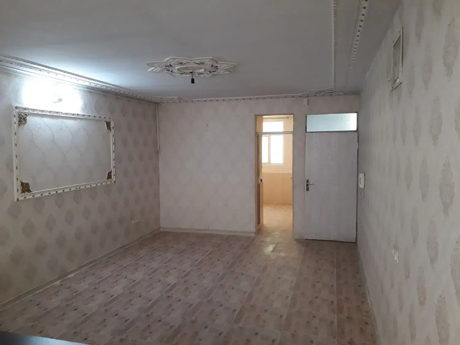 فروش فوری ( آپارتمان 85 متر ) رجایی (خاتون آباد)|فروش آپارتمان|پاکدشت, خاتون آباد|دیوار