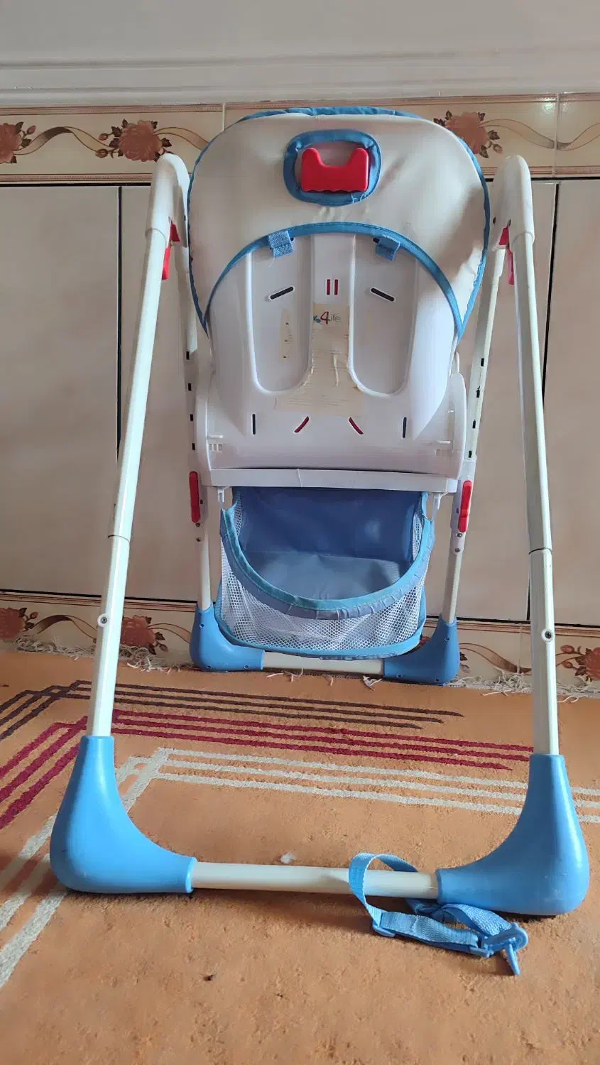 صندلی کودک|تخت و صندلی بچه|بندر ماهشهر, |دیوار