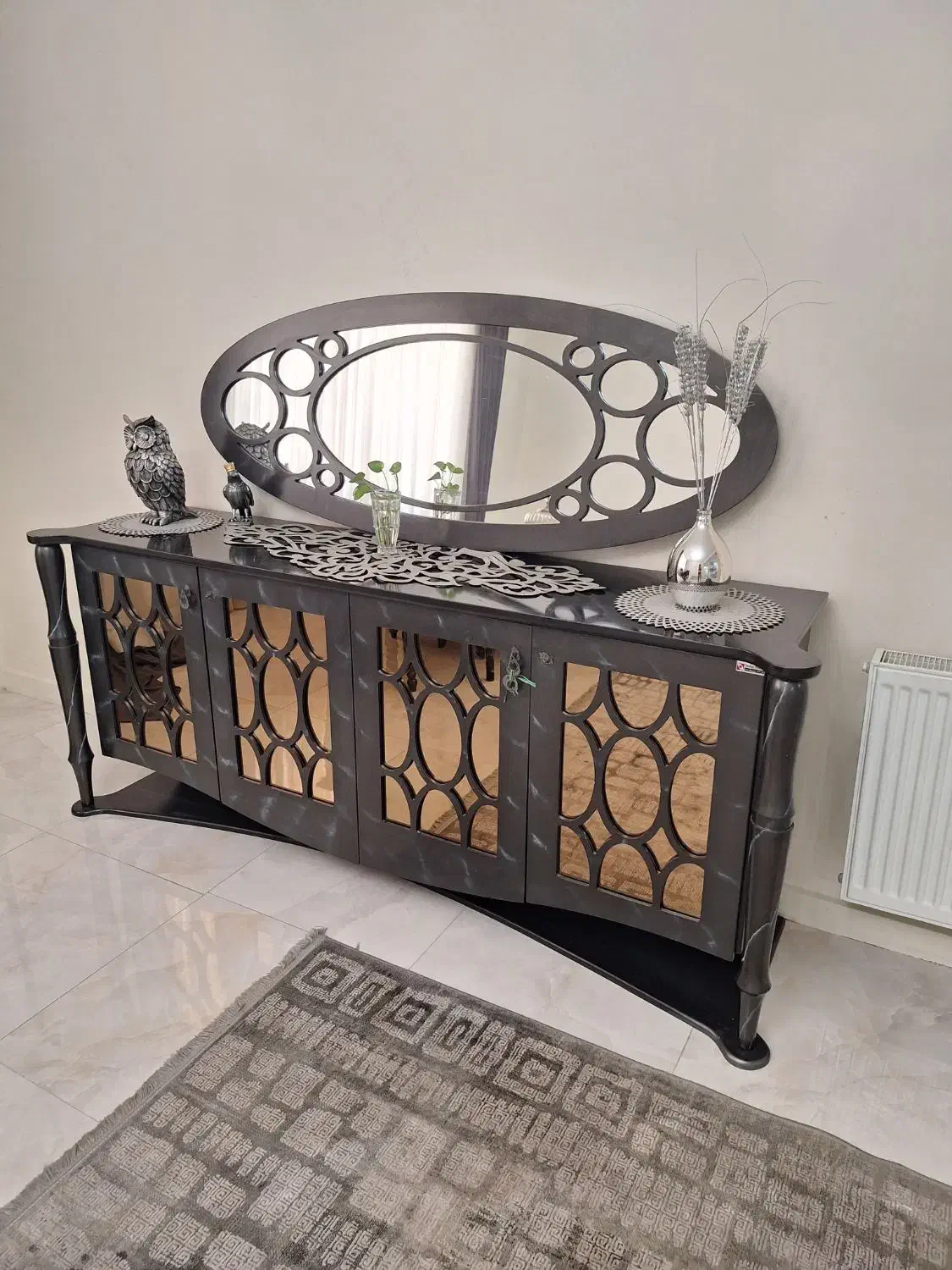 در حد نو   تمیز خش رخ|میز و صندلی غذاخوری|پرند, فاز ۵|دیوار