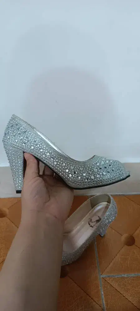 کفش مجلسی|کیف، کفش، کمربند|قرچک, شهرک طلائیه|دیوار