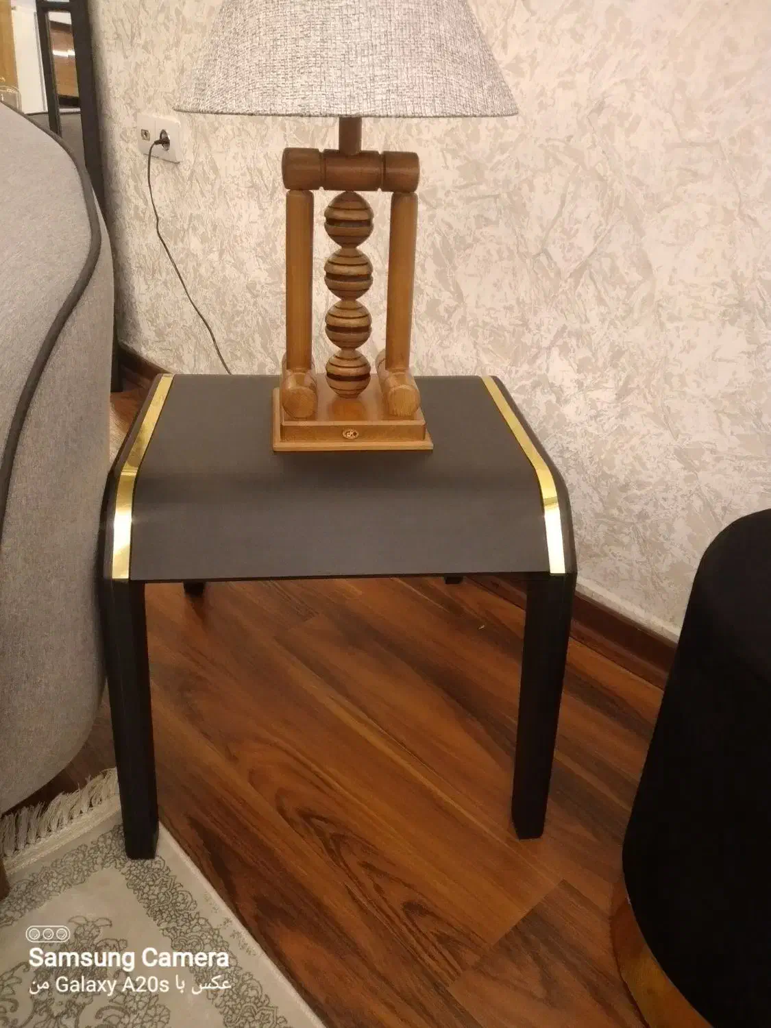 جلومبلی به همراه دوعددعسلی درحدنو|مبلمان خانگی و میز عسلی|بندر ماهشهر, |دیوار