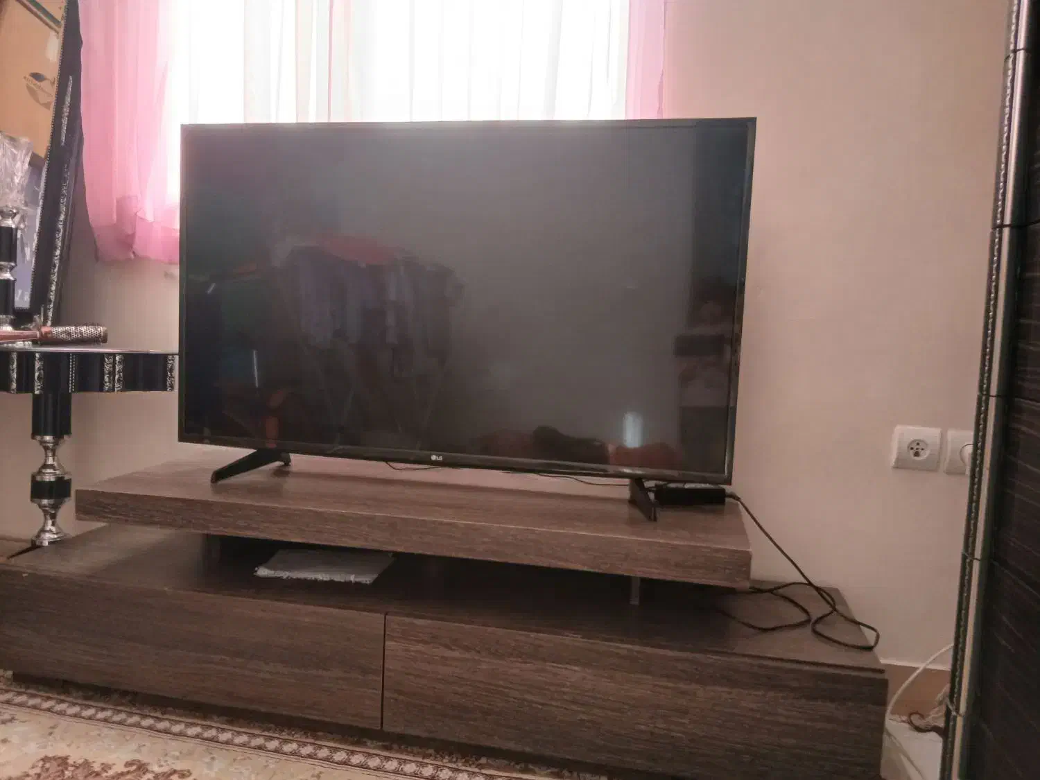 تلویزیون 49 اینچ ال جی LED|تلویزیون و پروژکتور|کرج, شاهین‌ویلا|دیوار