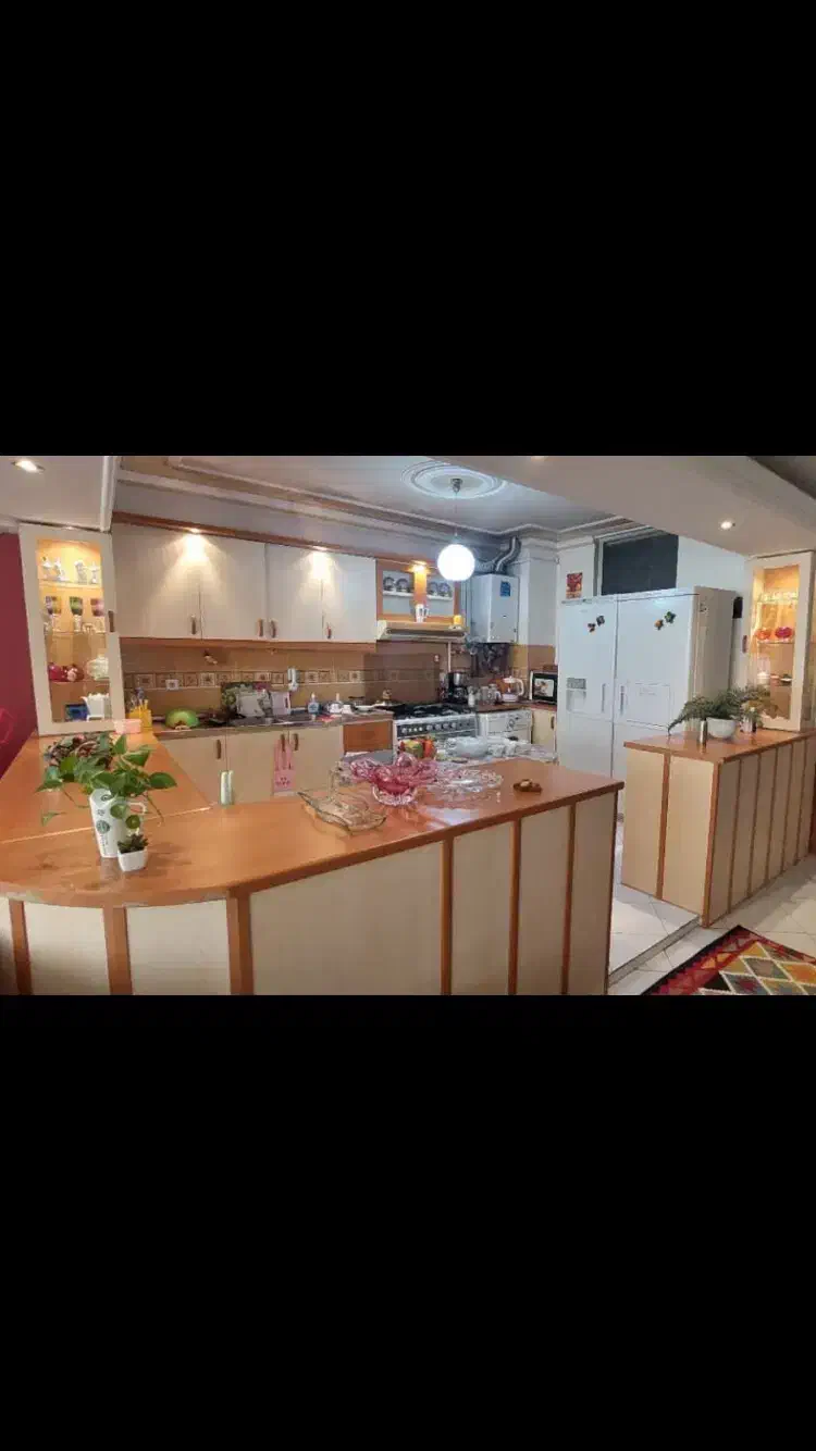 کابینت ام دی اف بدنه فلز حدود۱۰ متر زمینی ودیواری|آبچکان و نظمدهنده ظروف|مشهد, سید رضی|دیوار