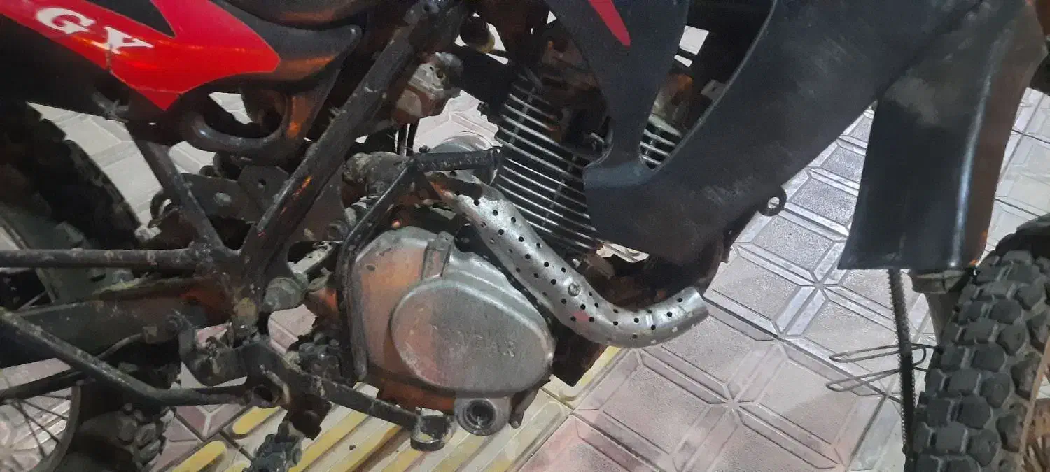 تریل ۲۰۰ دنده جرخشی|موتورسیکلت|قائن, |دیوار