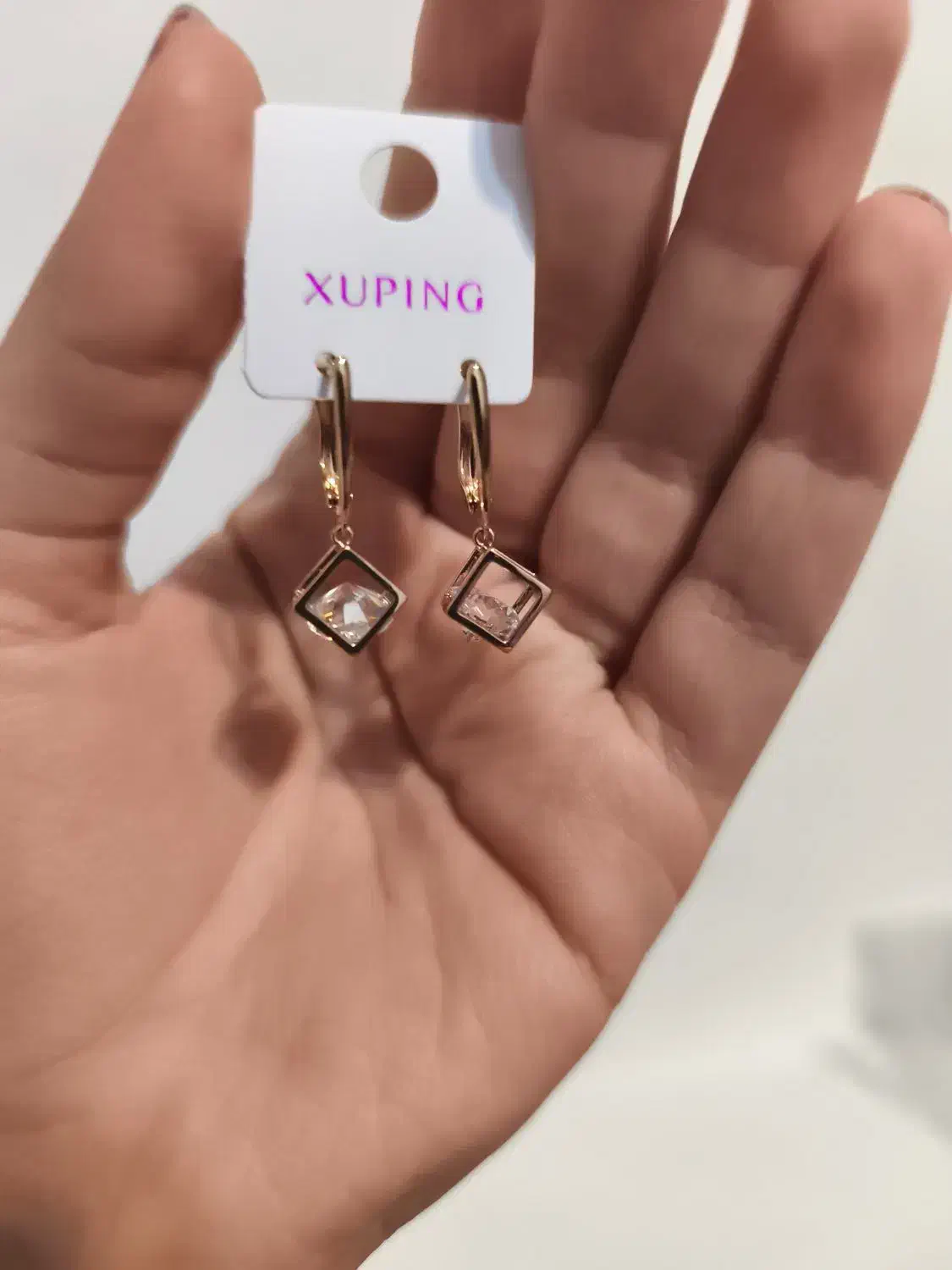 گوشواره رنگ ثابت|بدلیجات|شیراز, قدوسی غربی|دیوار