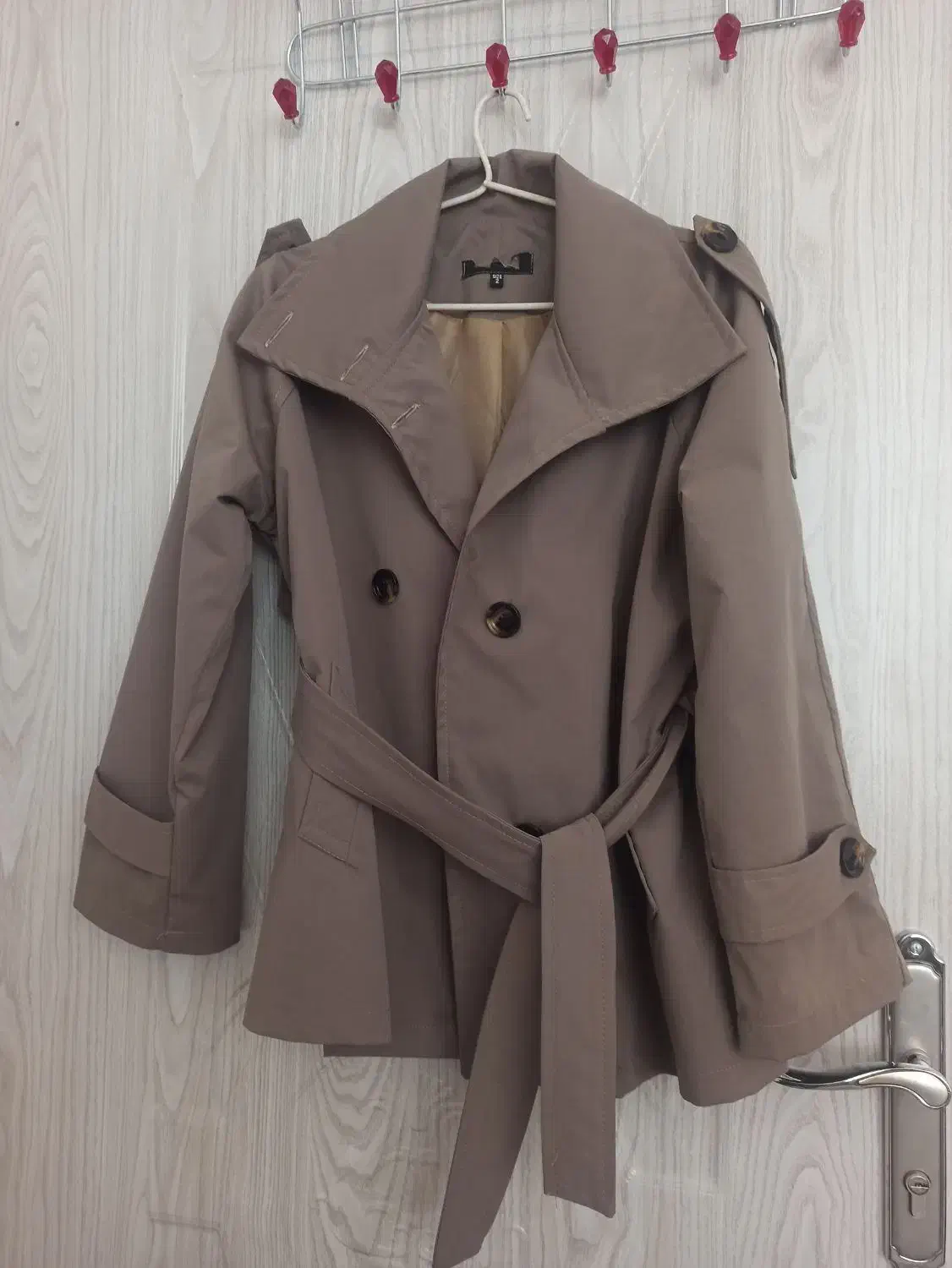 بارانی کوتاه|لباس|میاندوآب, |دیوار