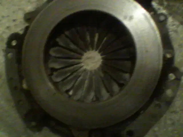 دیسک و صفحه کلاچ والئو سبز فرانسه پژو ۴۰۵|قطعات یدکی و لوازم جانبی|تهران, زنجان جنوبی|دیوار