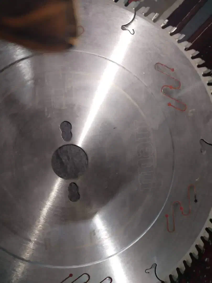 تیغ اره دور کن farud|ابزارآلات|همدان, |دیوار