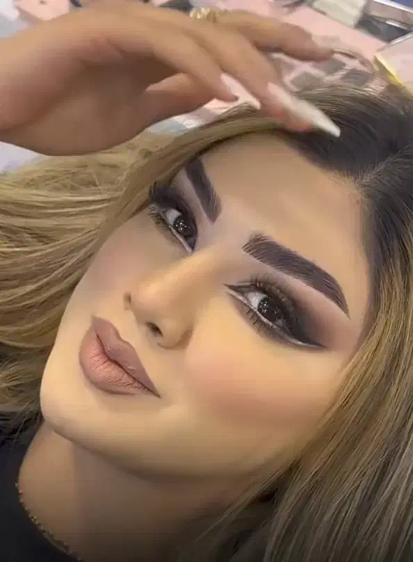 جشنواره ی یلدایی عروس vip فقط با 2400|خدمات آرایشگری و زیبایی|اصفهان, فجر|دیوار