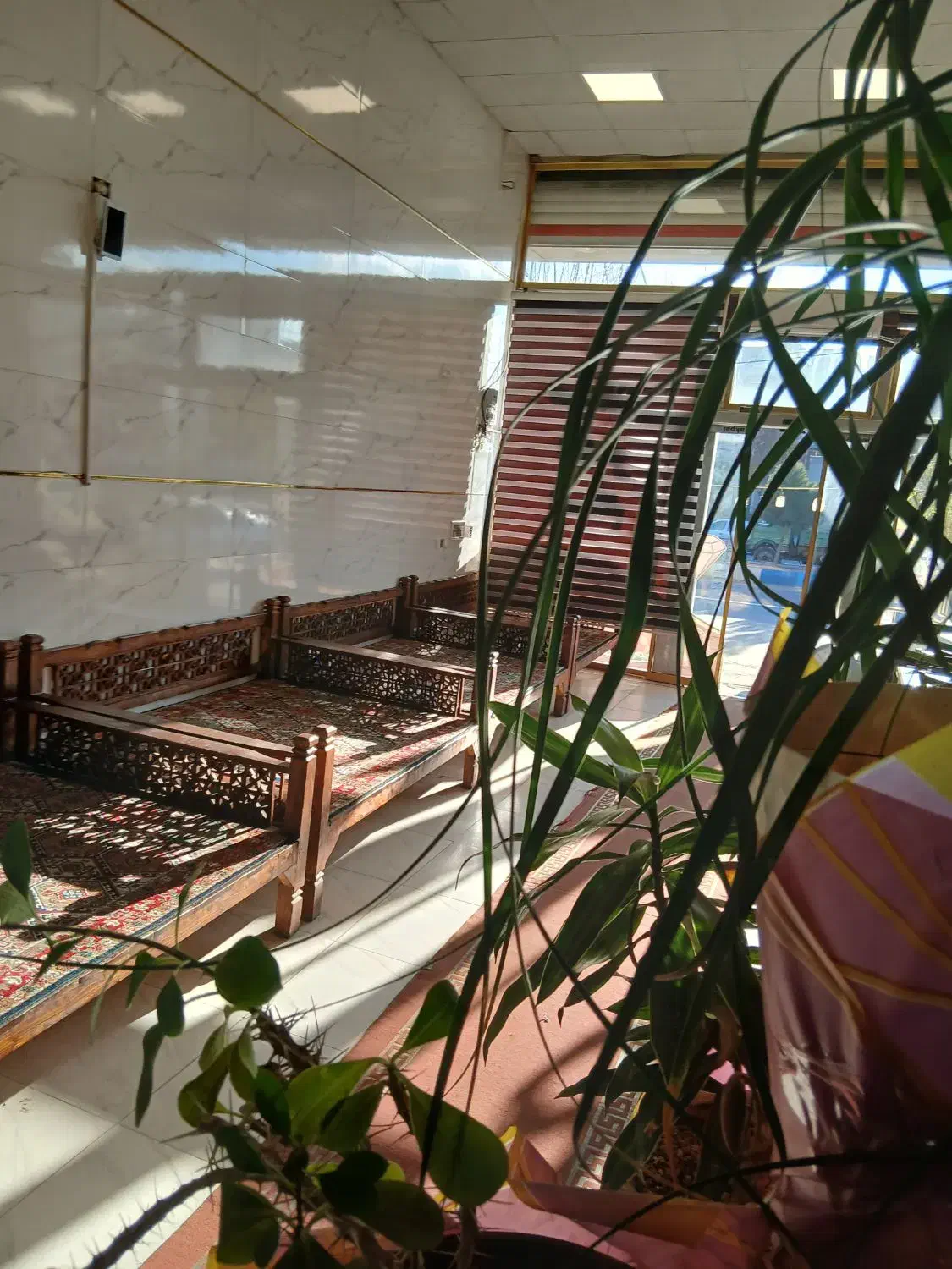 همکاری در رستوران|استخدام خدمات فروشگاه و رستوران|مرند, |دیوار