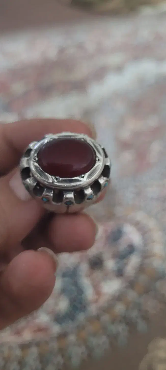 انگشترعقیق بانگین دورفیروزه ای|کلکسیون اشیاء عتیقه|سرپل ذهاب, |دیوار