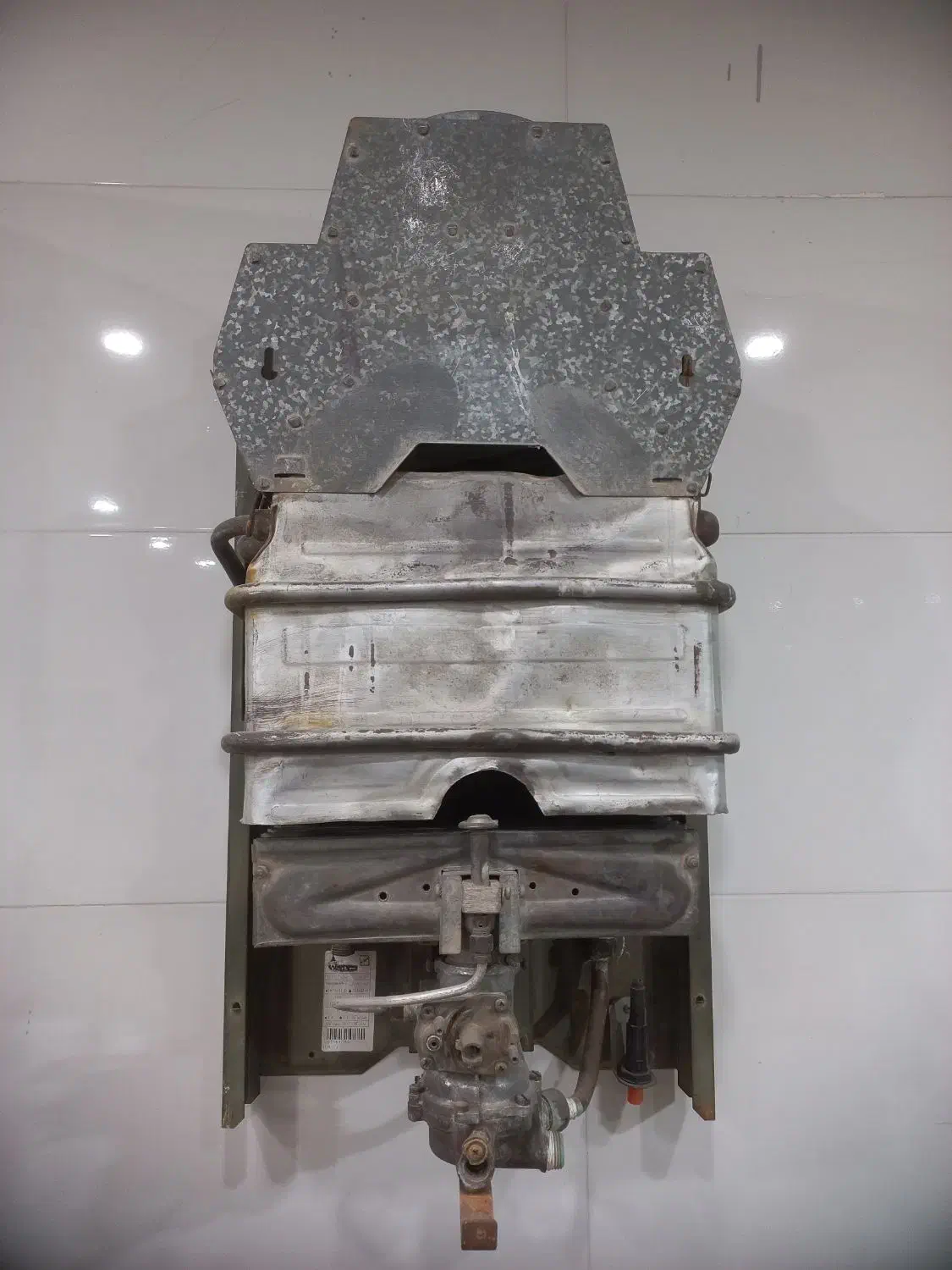 آبگرمکن بی ۱۵|آبگرمکن، پکیج، شوفاژ|سبزوار, فرهنگیان|دیوار