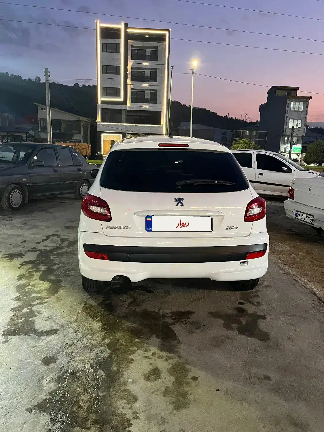 207پانا tu5 سفید گارانتی فعال|خودرو سواری و وانت|لاهیجان, شیشه گران|دیوار